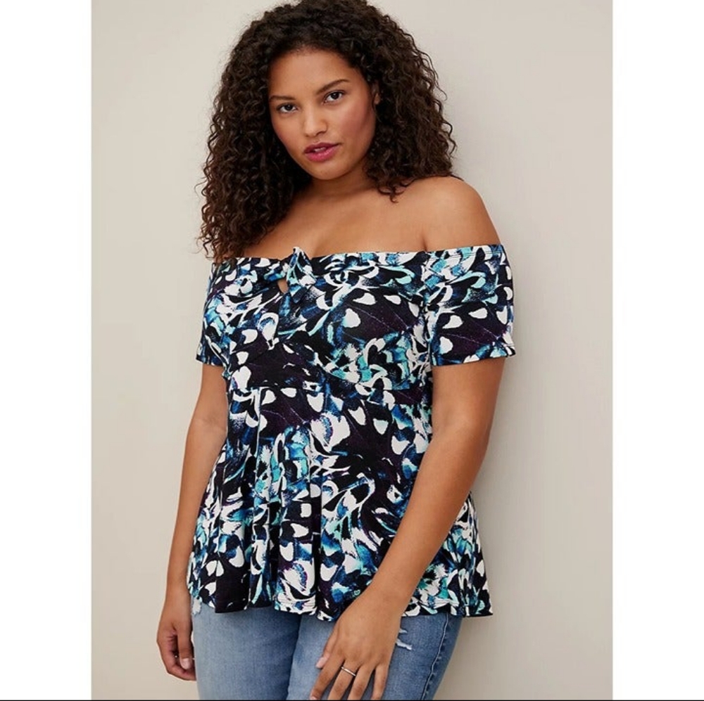 NWT TORRID 5X SUPER SOFT TIE- FRONT ON OR OFF-SHOULDER PEPLUM TOP-FLORAL SIZE … - Picture 2 of 7